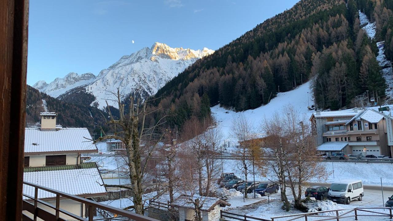 Apartamento Blue Mountain Ponte Di Legno Exterior foto